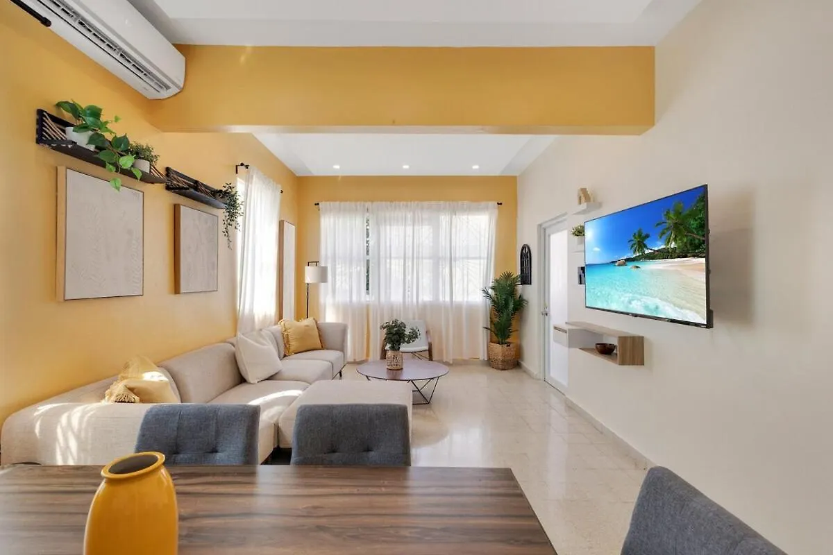 Group Vacation Home Steps From Beach And Nightlife San Juan